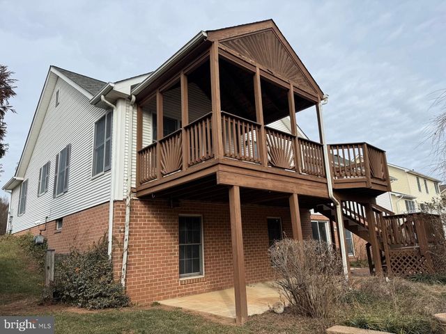 2012 CHAPEL CT, Frederick, MD 21702