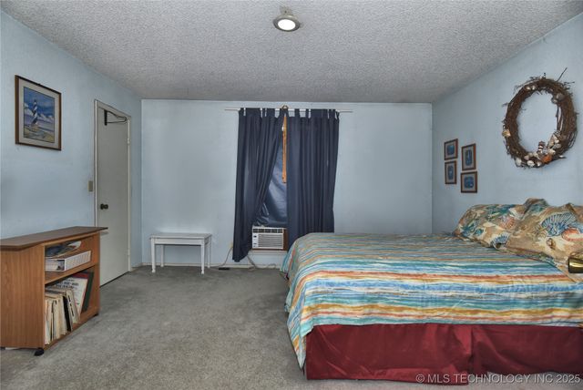 7042 E 33rd Street 5, Tulsa, OK 74145