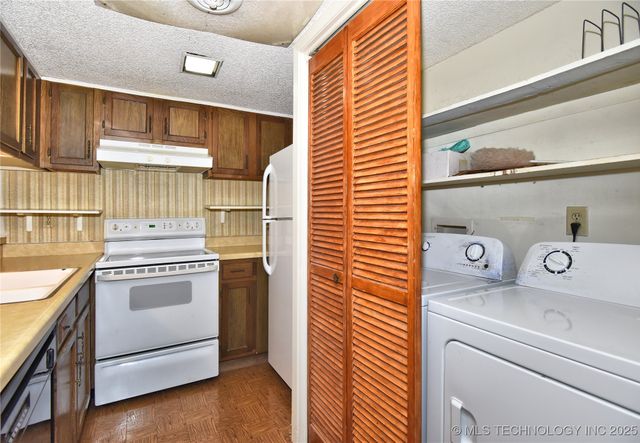 7042 E 33rd Street 5, Tulsa, OK 74145