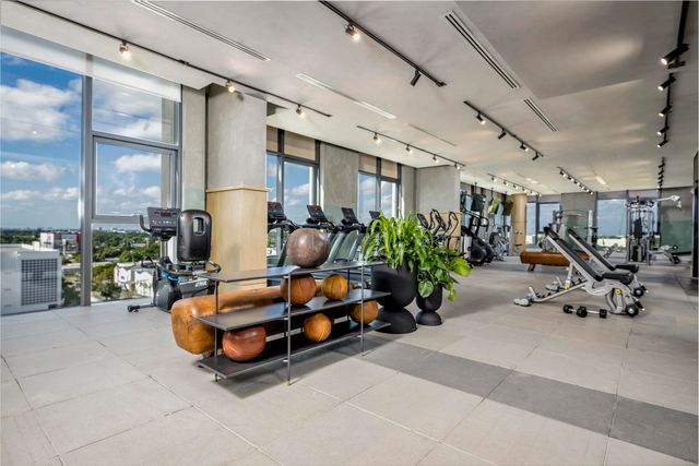 286 NW 29th Street 722, Miami, FL 33127