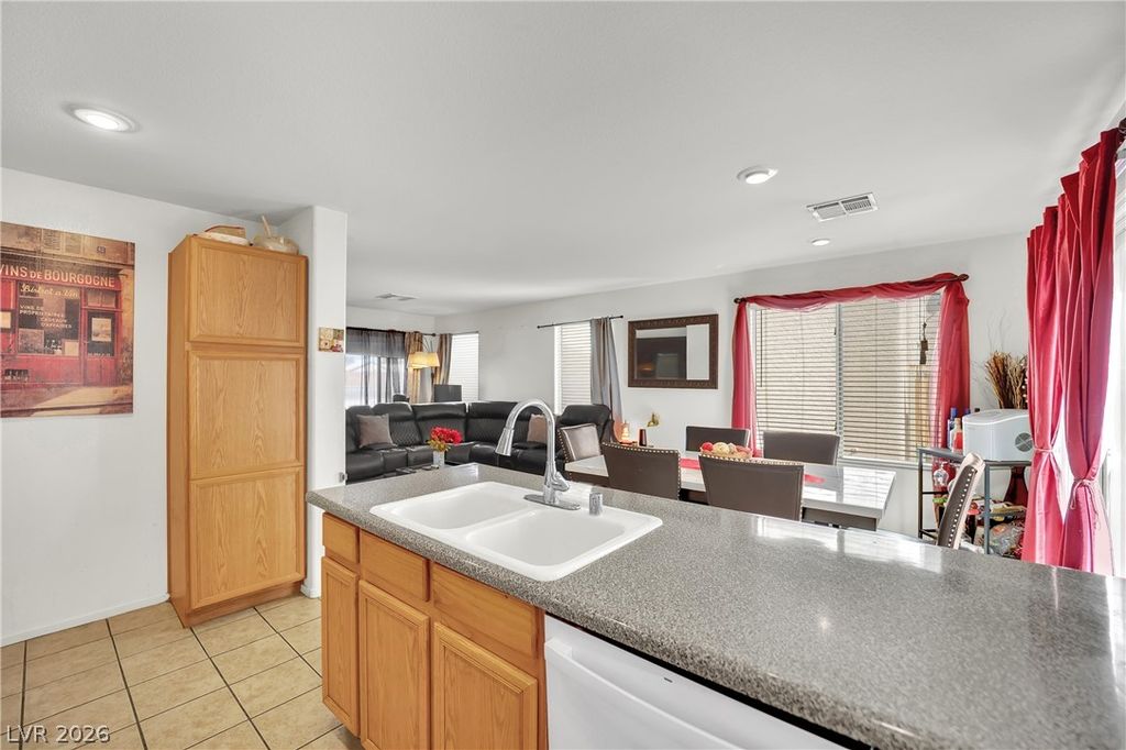 1700 Buck Island Street, Las Vegas, NV 89156 — photo 5