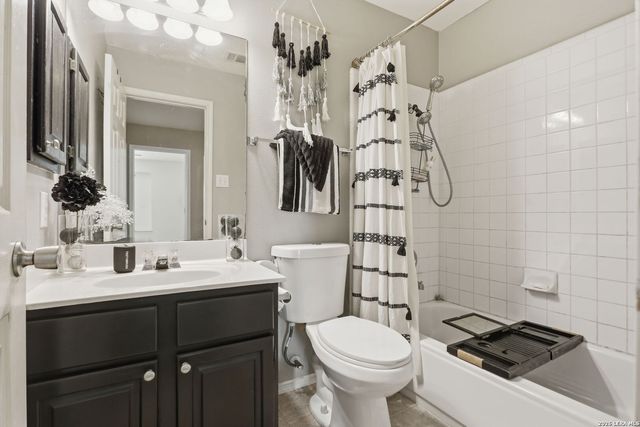 1332 Leopard Hunt, San Antonio, TX 78251