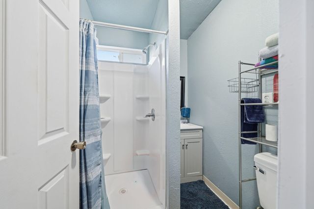 17300 Lassen Avenue, Anderson, CA 96007