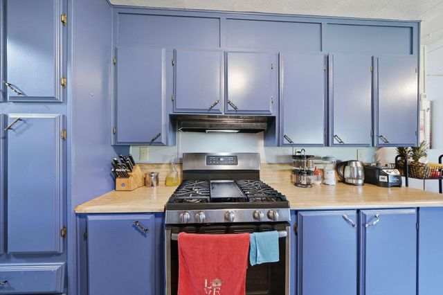 17300 Lassen Avenue, Anderson, CA 96007