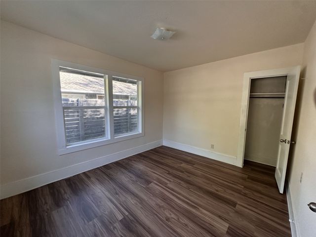 327 Egan Street, Denton, TX 76201