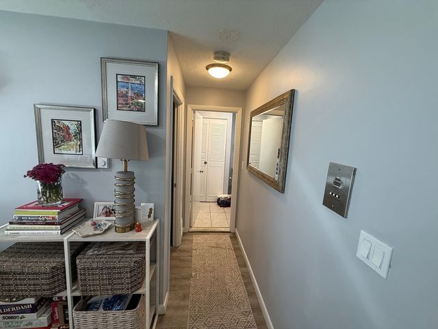 99 Fountain Ln 4, Weymouth, MA 02190