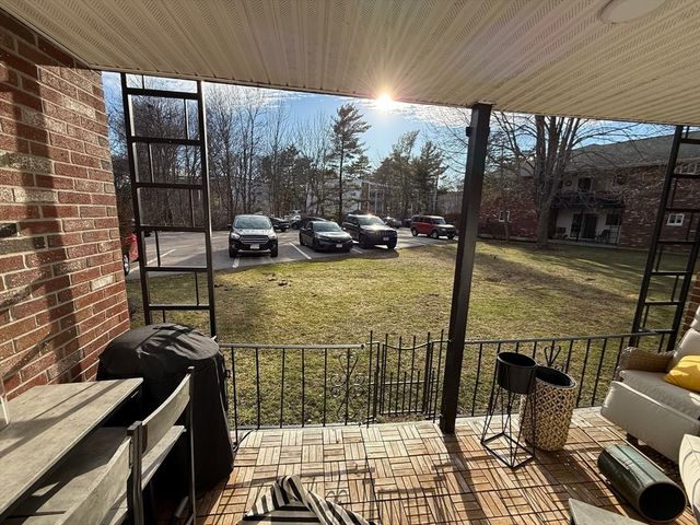 99 Fountain Ln 4, Weymouth, MA 02190