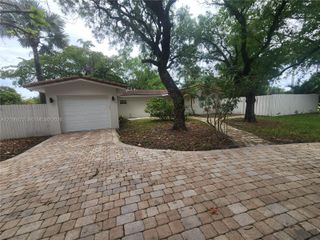 141 NE 30th Street, Wilton Manors, FL 33334
