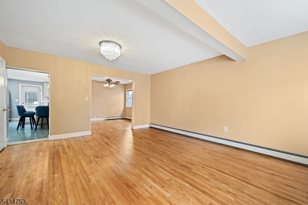 247 E 6Th St, Clifton City, NJ 07011 — photo 4