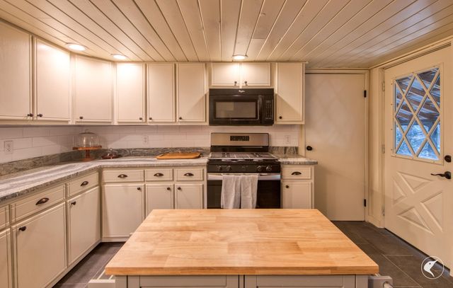 50 Liberty Hill Lane, Lake Placid, NY 12946