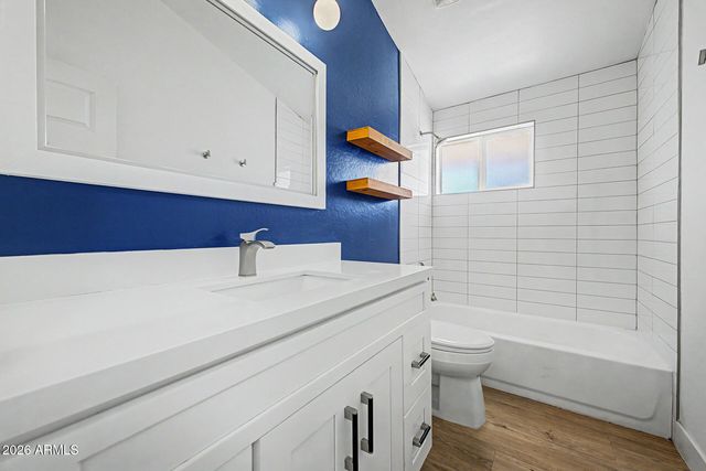 702 W ROSE Lane, Phoenix, AZ 85013