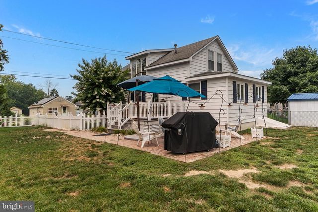 56 LAKEVIEW AVE, Pennsville, NJ 08070