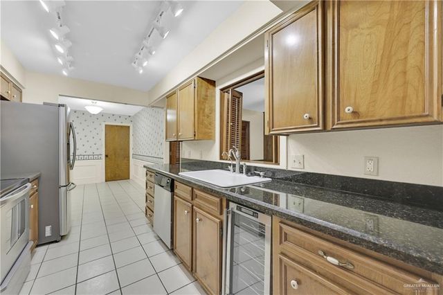 2100 S 5th Street 2, Mcallen, TX 78503