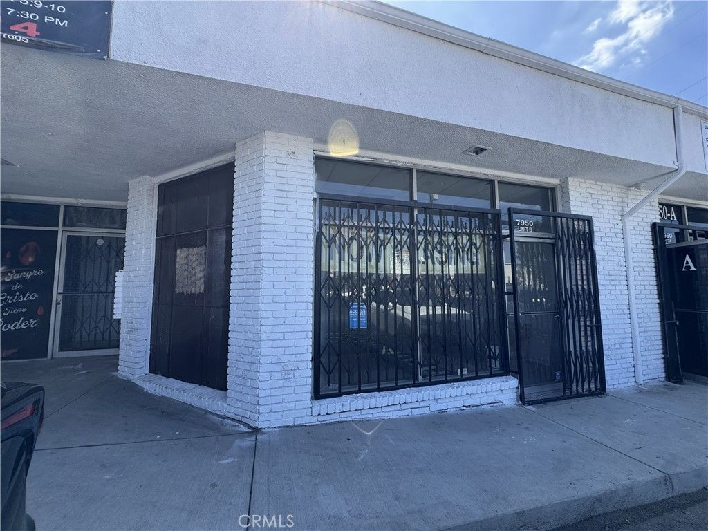 7950 Laurel Canyon Boulevard B, North Hollywood, CA 91605 — photo 2