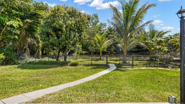 1120 E Tropical Way, Plantation, FL 33317