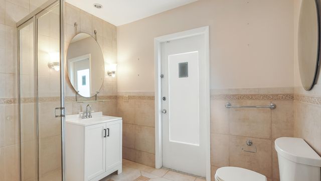 1120 E Tropical Way, Plantation, FL 33317