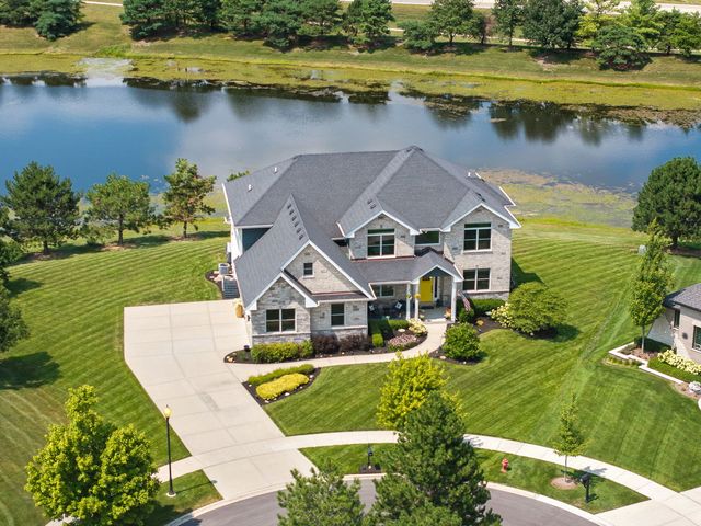 22384 Mallow Drive, Frankfort, IL 60423