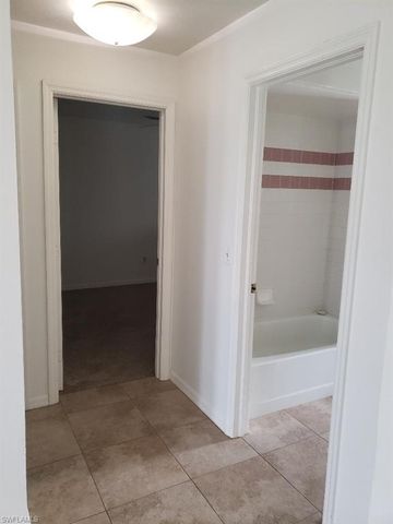 1024 SE 25th TER, Cape Coral, FL 33904