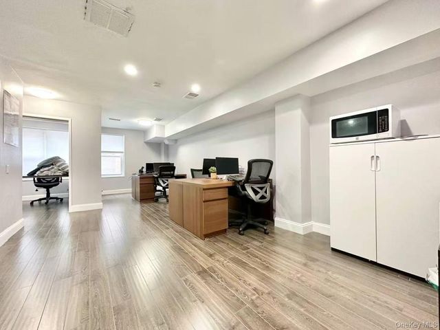 10 Old Mamaroneck Road 1A, White Plains, NY 10605