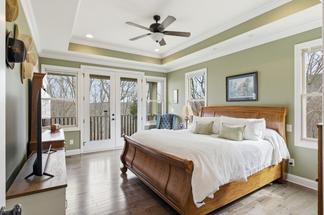 460 Cross Creek Dr, South Pittsburg, TN 37380