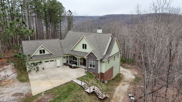 460 Cross Creek Dr, South Pittsburg, TN 37380