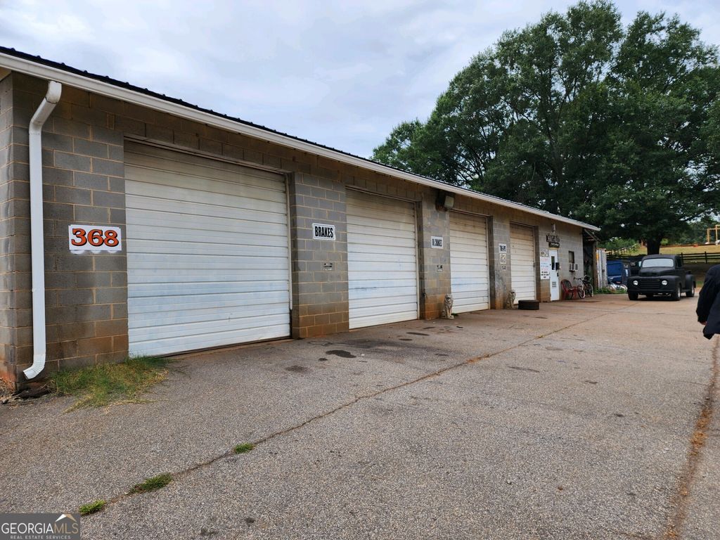 368 Adams Clarke Road, Commerce, GA 30530 — exterior
