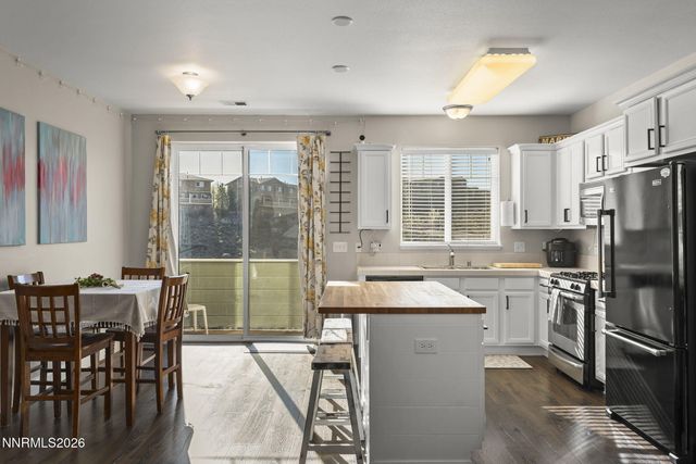 4660 Ciarra Kennedy Lane, Reno, NV 89503