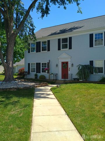 538 Sutton Way N, Monroe, NJ 08831