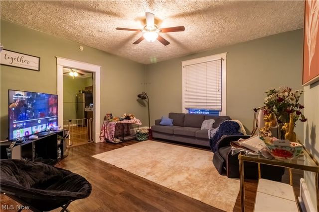 4089 Lincoln Avenue, Shadyside, OH 43947