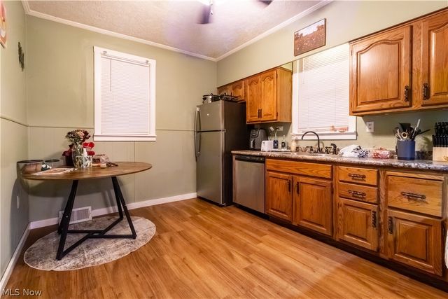 4089 Lincoln Avenue, Shadyside, OH 43947