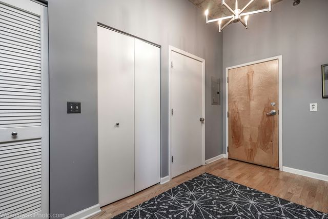 1122 W Catalpa Avenue 603, Chicago, IL 60640
