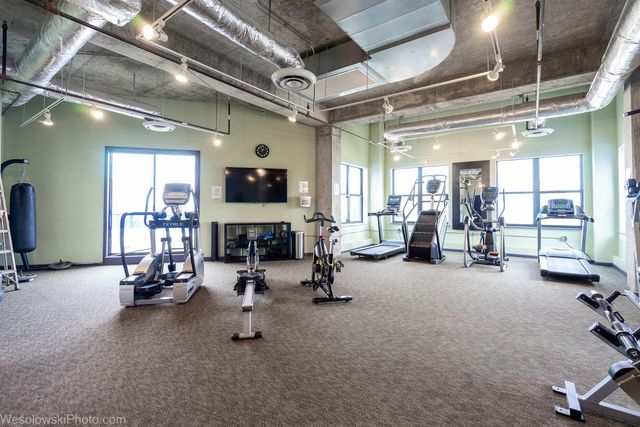 1122 W Catalpa Avenue 603, Chicago, IL 60640