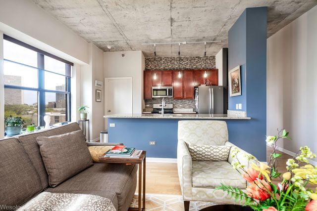 1122 W Catalpa Avenue 603, Chicago, IL 60640