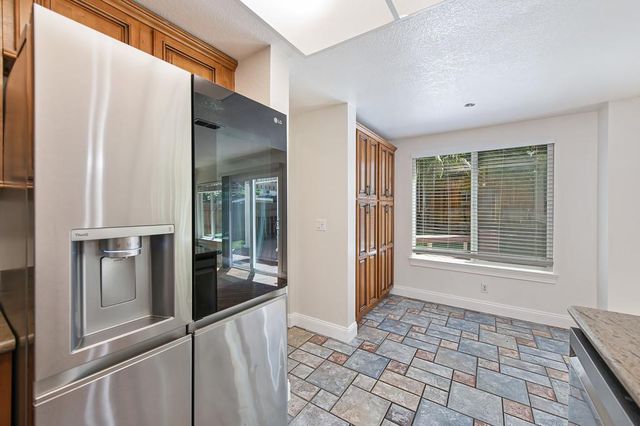 3732 Deer Walk Way, Antelope, CA 95843