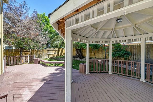 3732 Deer Walk Way, Antelope, CA 95843