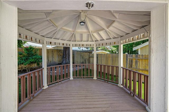 3732 Deer Walk Way, Antelope, CA 95843