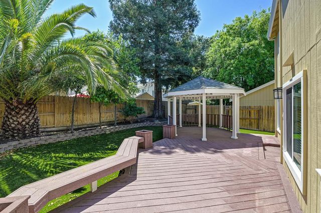 3732 Deer Walk Way, Antelope, CA 95843