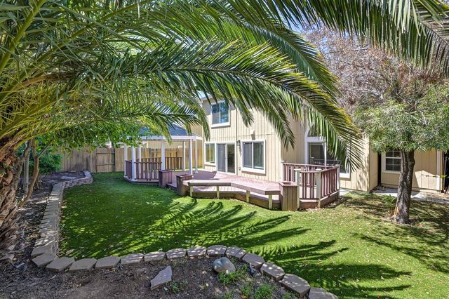 3732 Deer Walk Way, Antelope, CA 95843