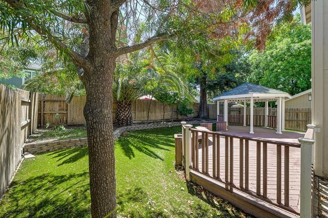 3732 Deer Walk Way, Antelope, CA 95843