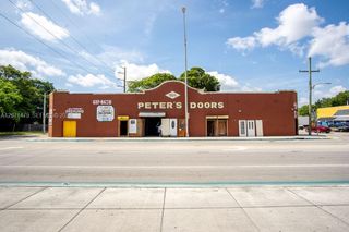 800 NW 36th Street, Miami, FL 33127