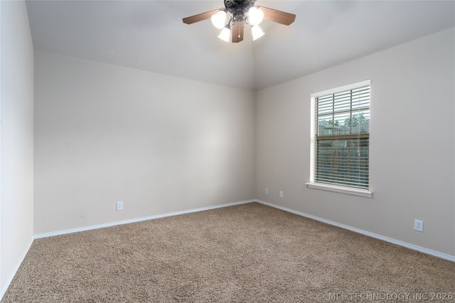 6088 E 145th Place, Bixby, OK 74008