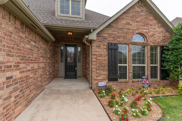 6088 E 145th Place, Bixby, OK 74008
