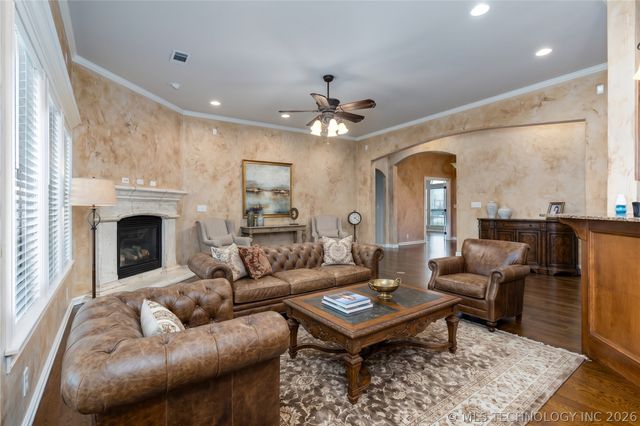 6088 E 145th Place, Bixby, OK 74008