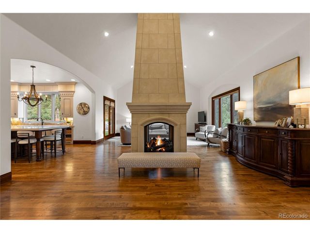 1043 Meteor Pl, Castle Rock, CO 80108