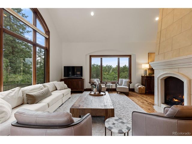 1043 Meteor Pl, Castle Rock, CO 80108