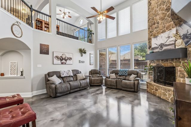 2803 Deerhurst Drive, Highland Village, TX 75077
