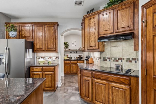 2803 Deerhurst Drive, Highland Village, TX 75077