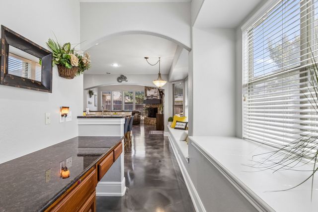2803 Deerhurst Drive, Highland Village, TX 75077