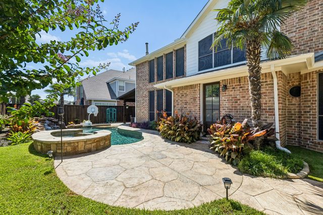 2803 Deerhurst Drive, Highland Village, TX 75077