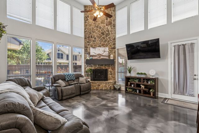2803 Deerhurst Drive, Highland Village, TX 75077